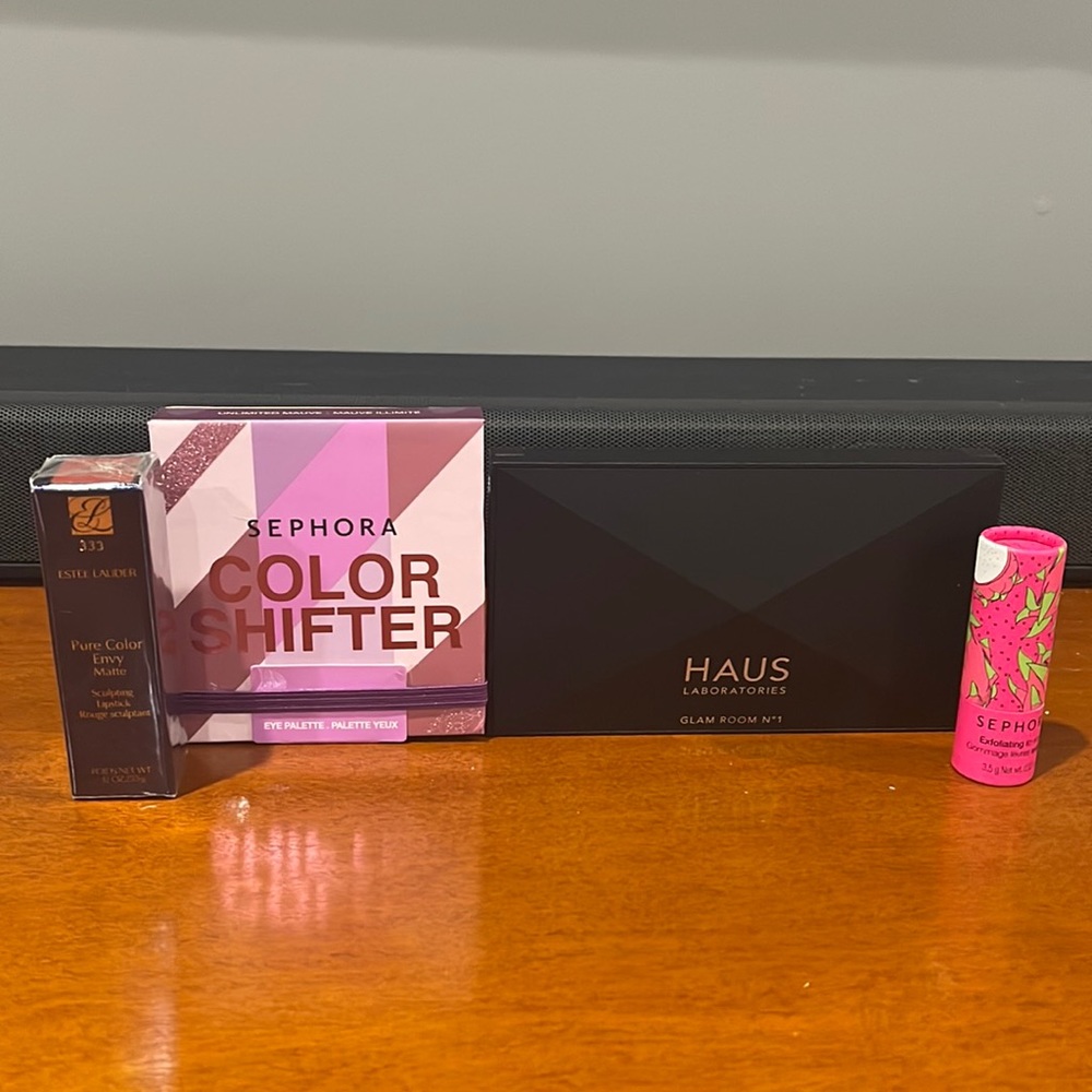 Brand New - 2 Make-up Duo pallets(Sephora Color Shifter/Haus/Lip Scrub/Lipstick